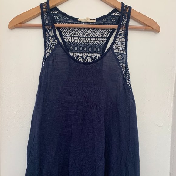 Blue Tank - Picture 1 of 2